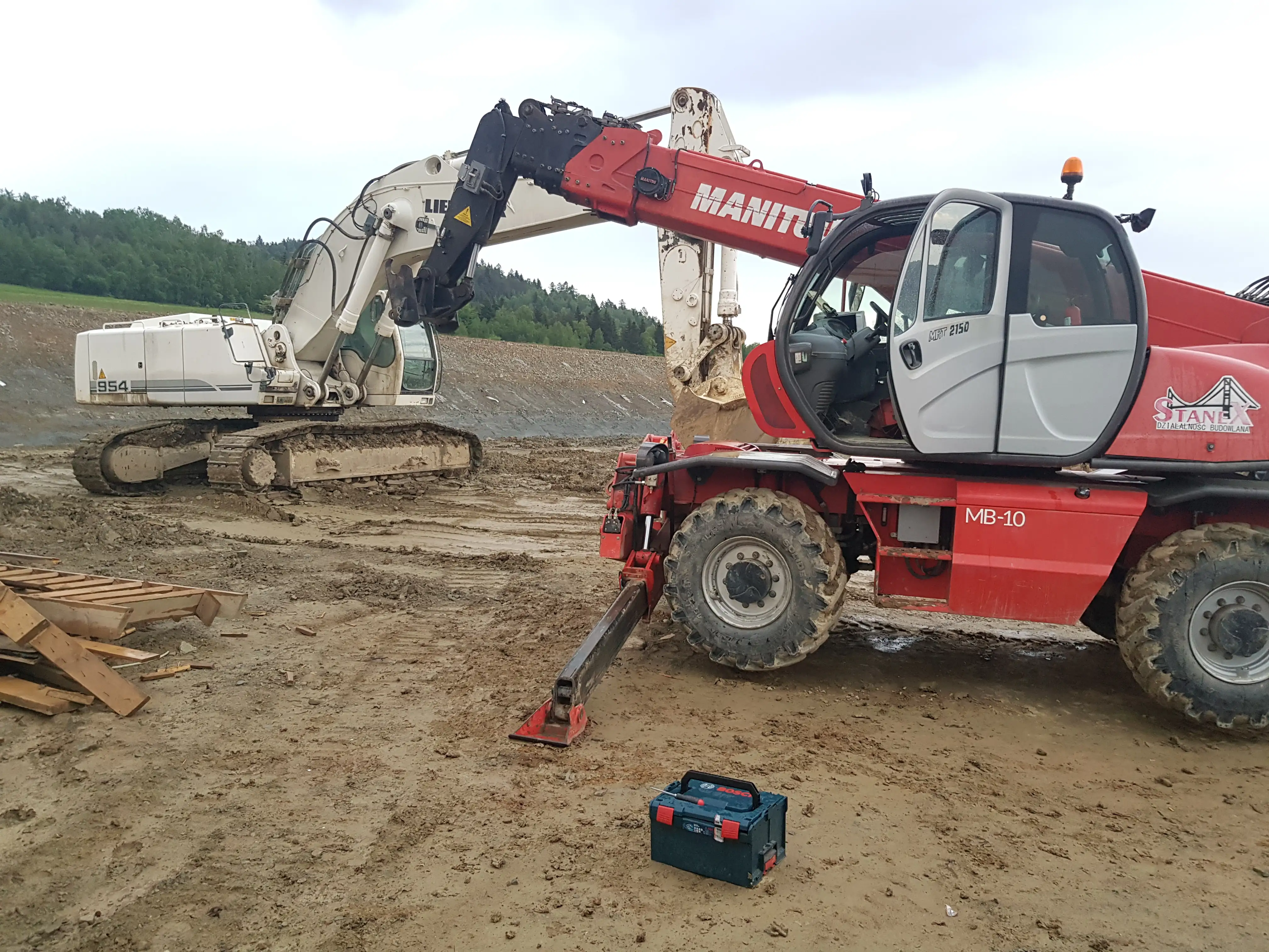 Naprawa zwyżki Magni