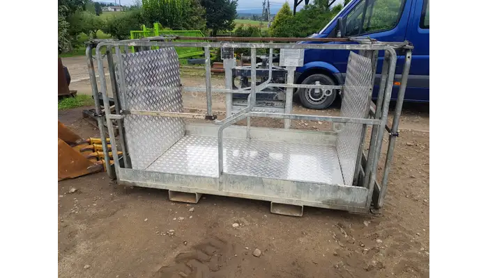 Naprawa zwyżki Magni