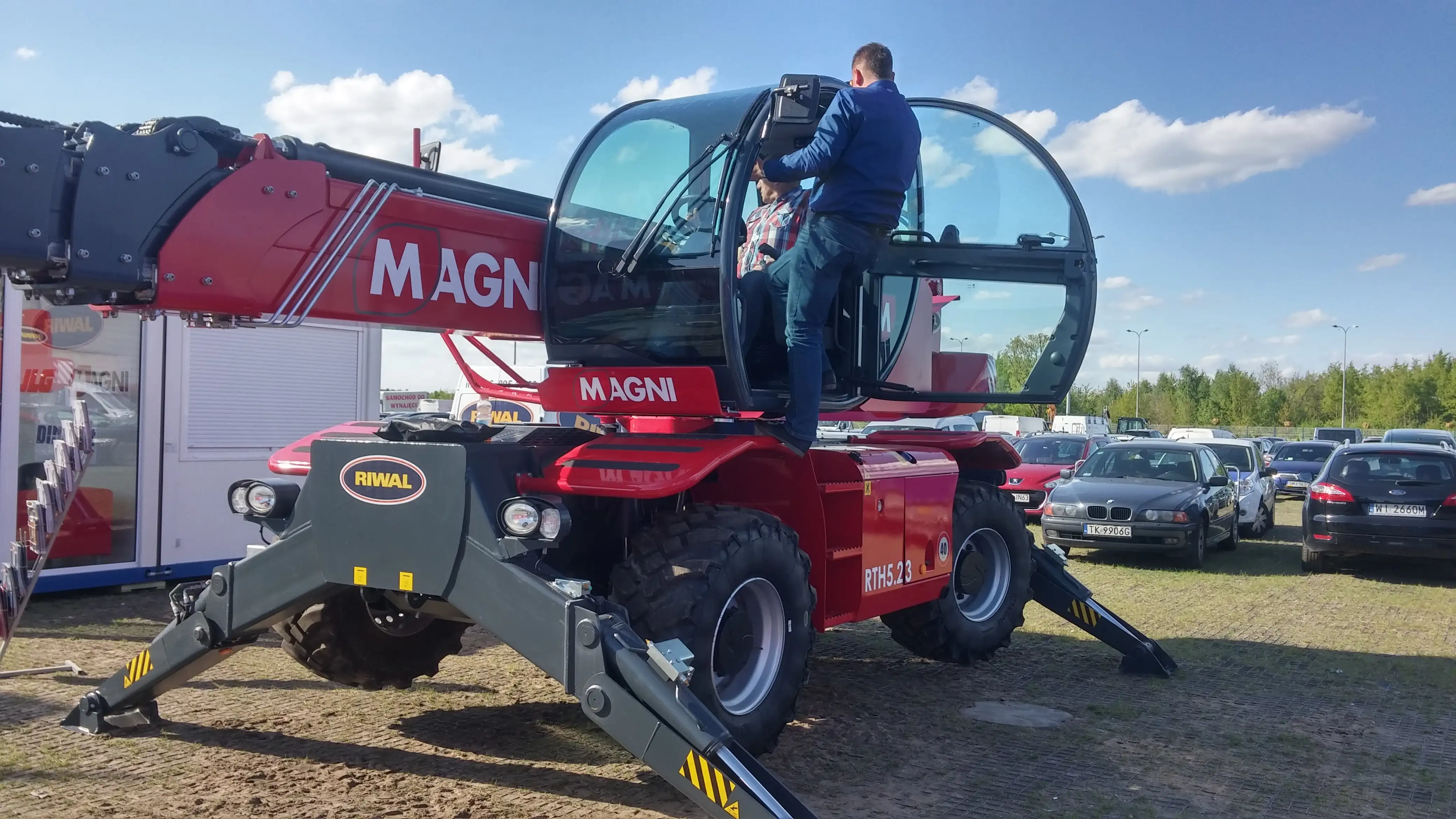 Naprawa ładowarki teleskopowej Manitou